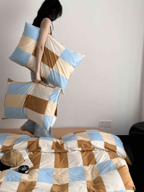 Dopamine Checker Queen Duvet Cover Set With Pillowcases & Fitted Sheet